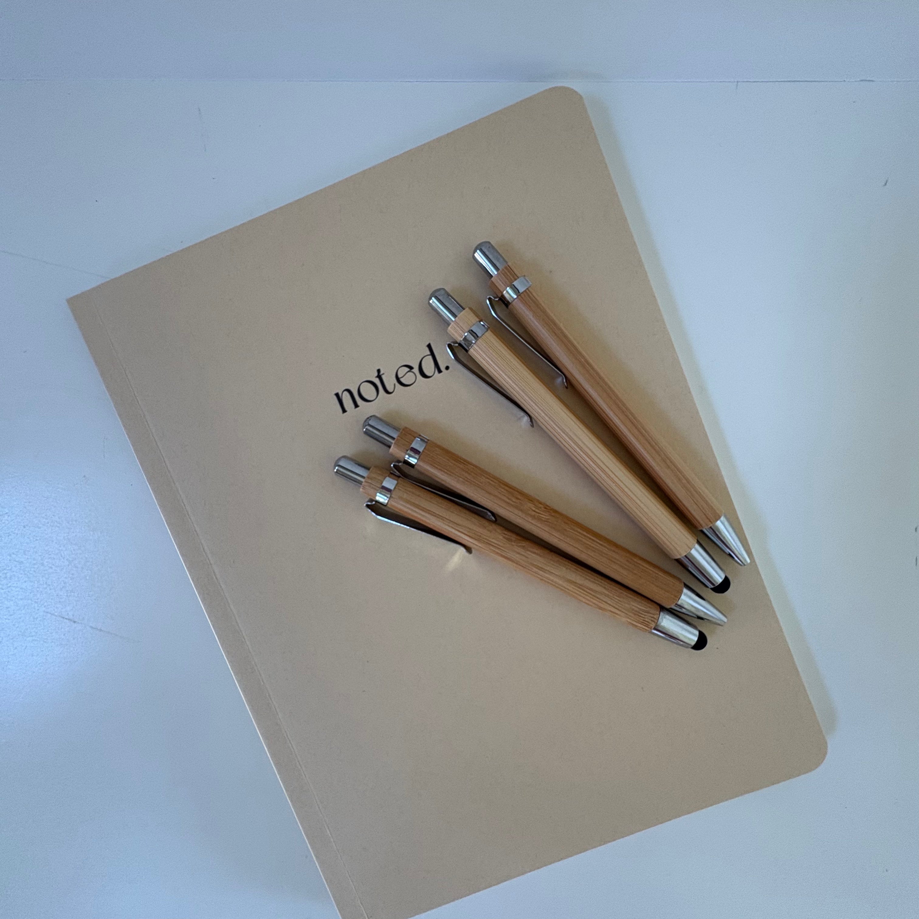 Pen and mechanical pencil set